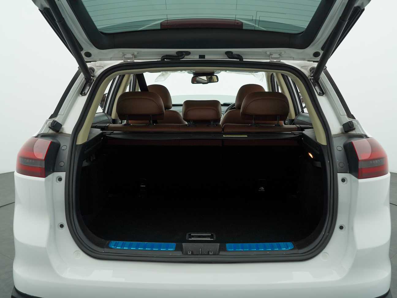 used 2020 Proton X70 Premium 1.8