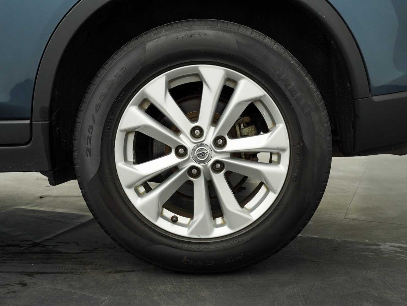 used 2017 Nissan X-Trail 4X4 2.5