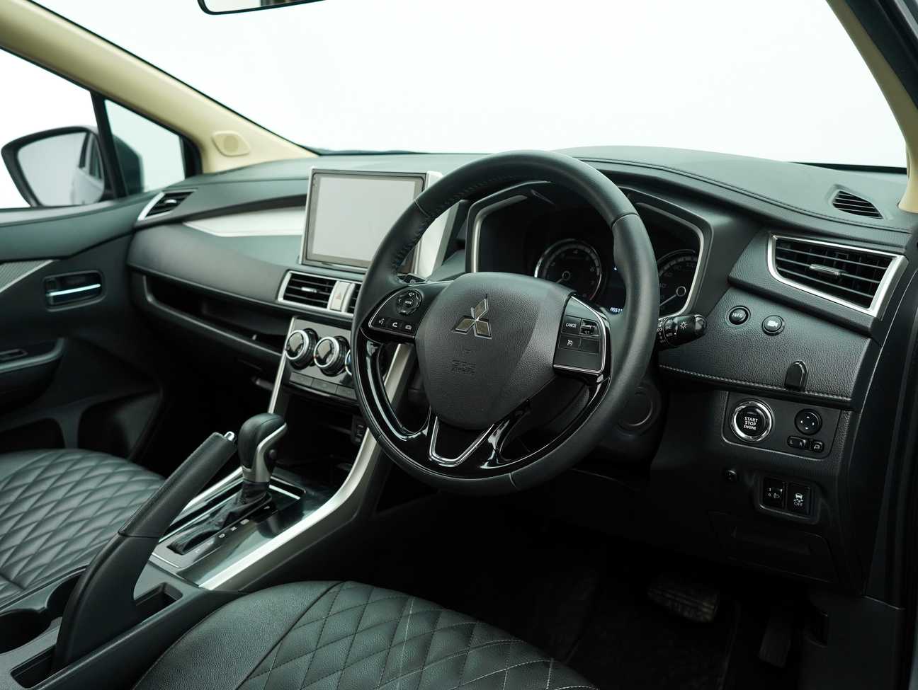 terpakai 2021 Mitsubishi Xpander  1.5