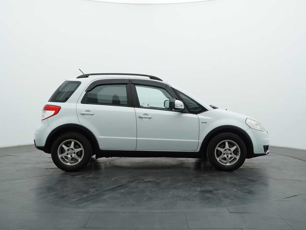 terpakai 2010 Suzuki SX4  1.6