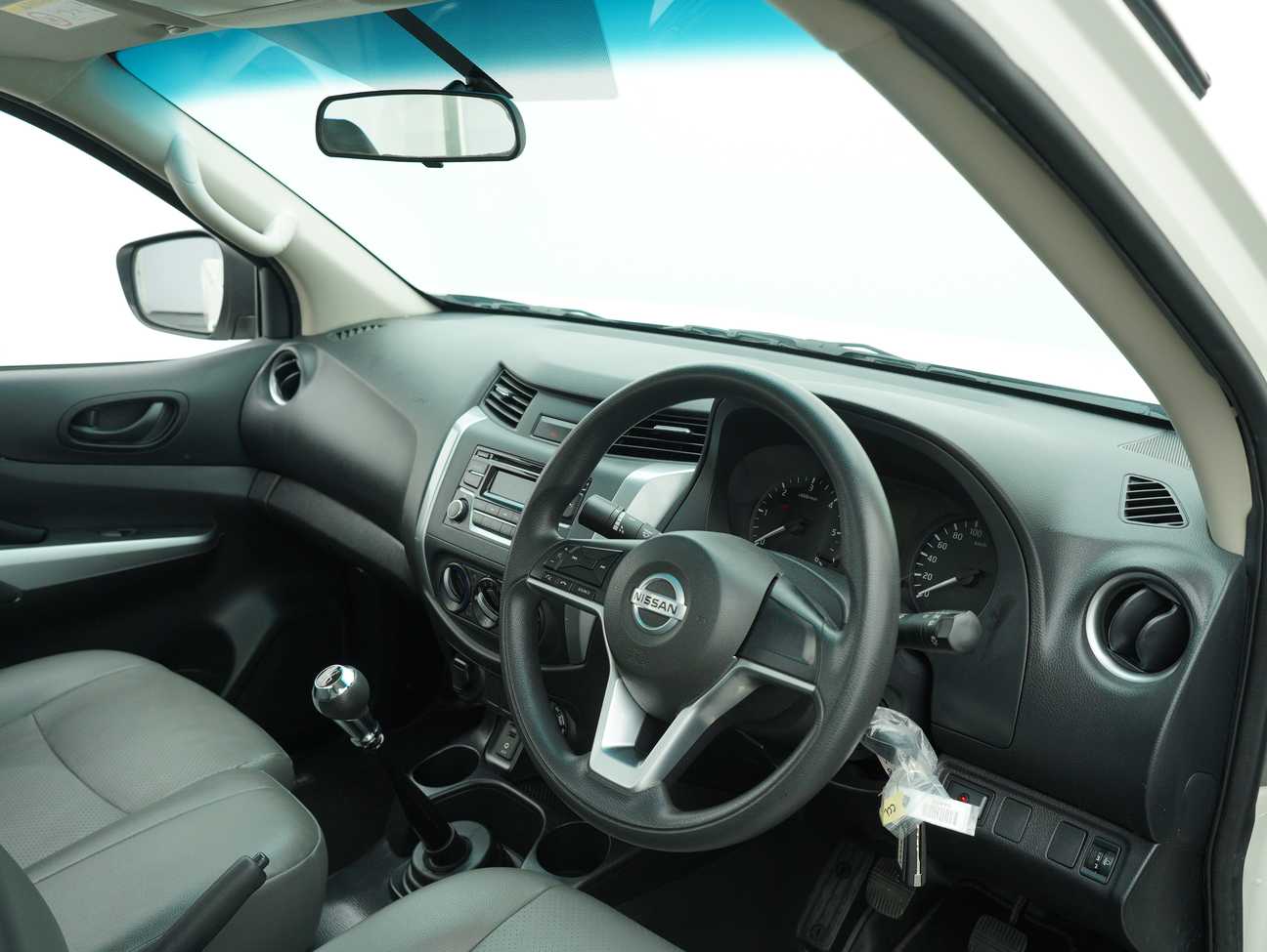 terpakai 2022 Nissan Navara Single Cab 2.5