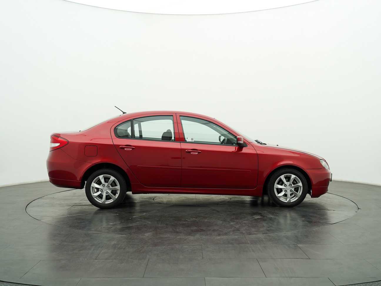 used 2014 Proton Persona SV 1.6