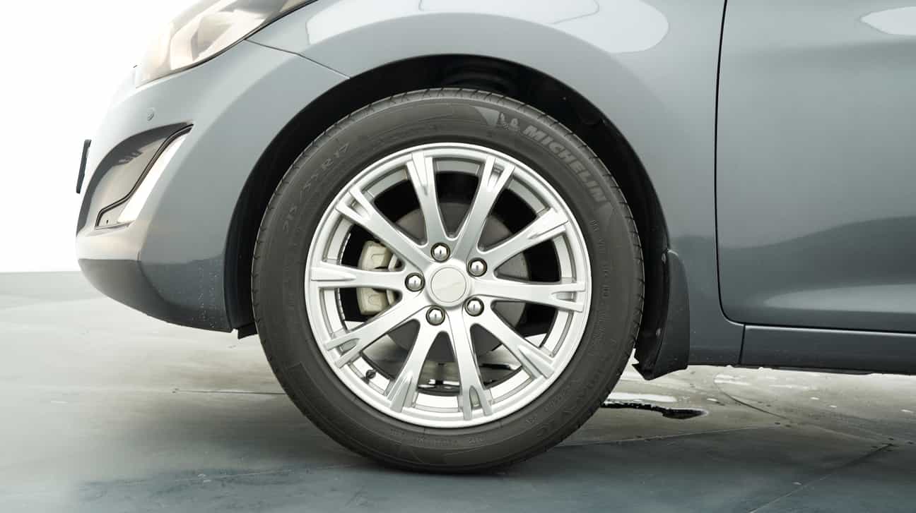 used 2015 Hyundai ELANTRA  1.8