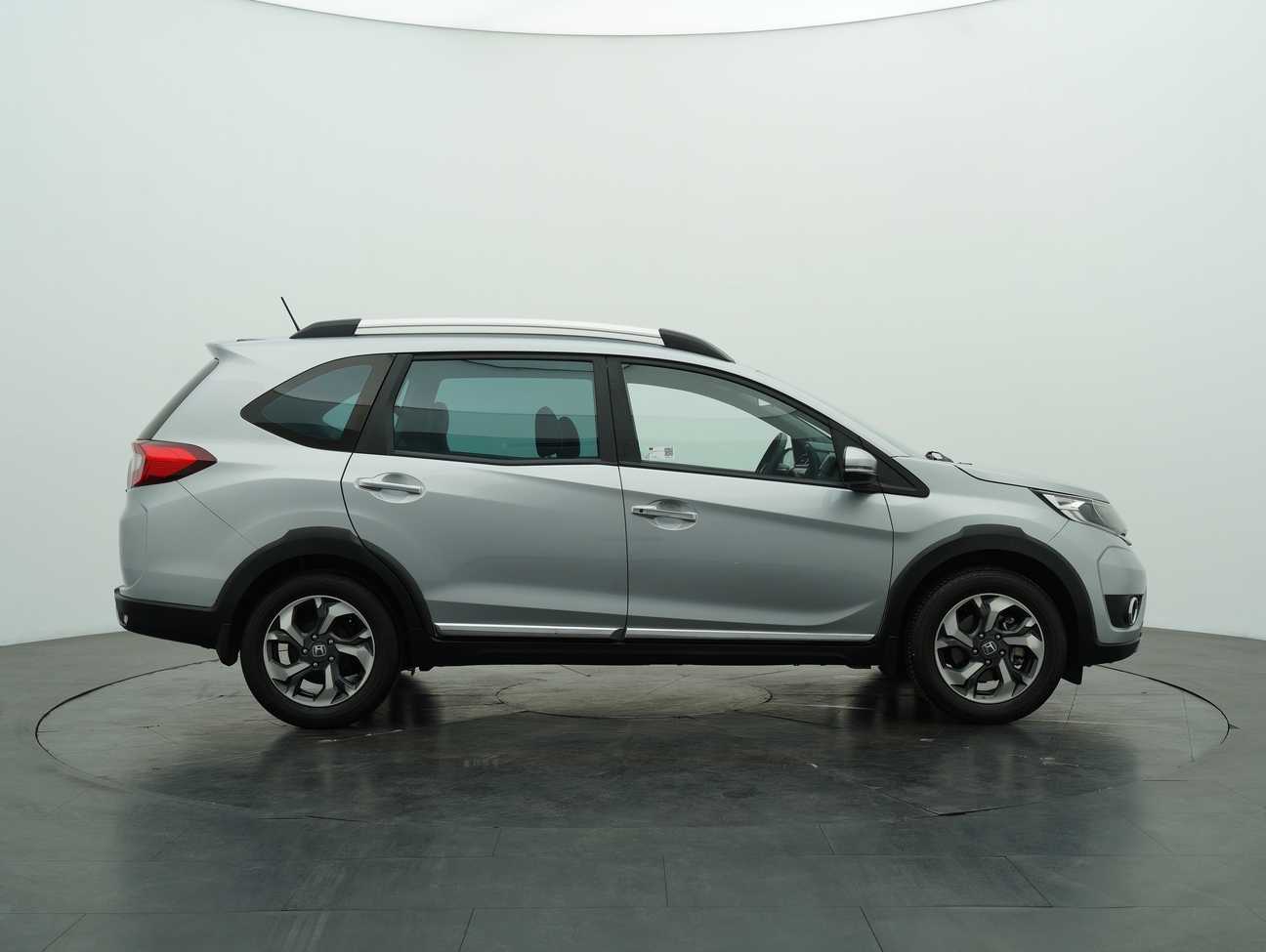 used 2018 Honda BR-V V 1.5