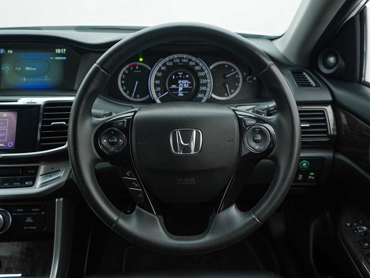 used 2014 Honda Accord VTi-L 2.4