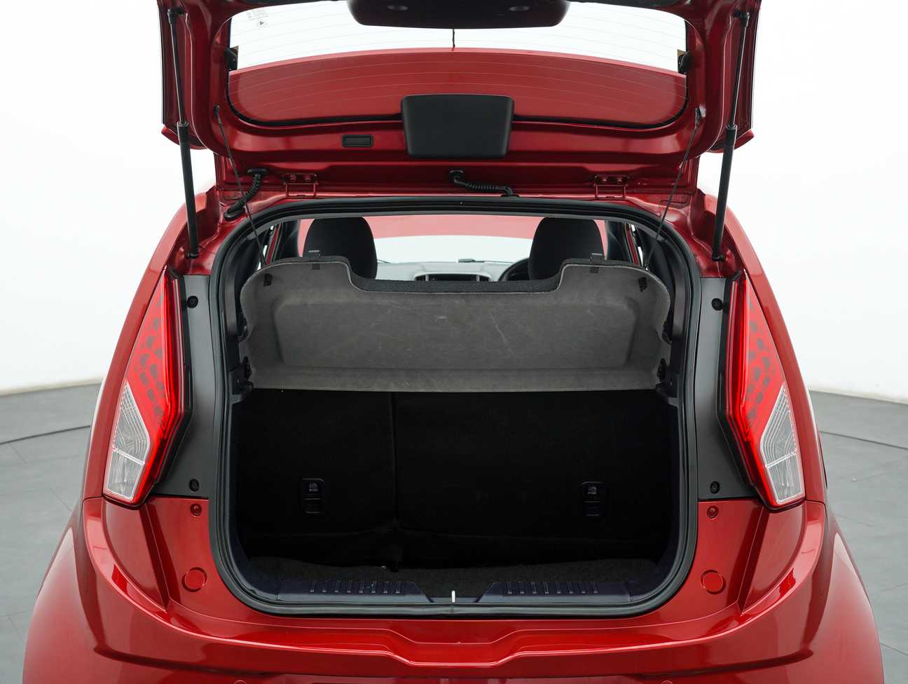 terpakai 2016 Proton Iriz Executive 1.3