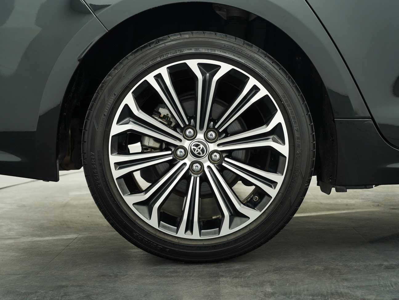 used 2020 Toyota Corolla Altis G 1.8