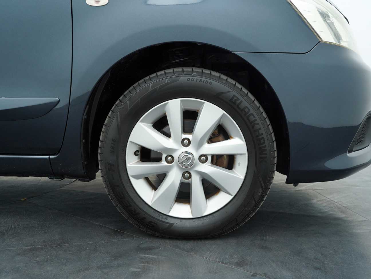 used 2016 Nissan Grand Livina Comfort 1.6