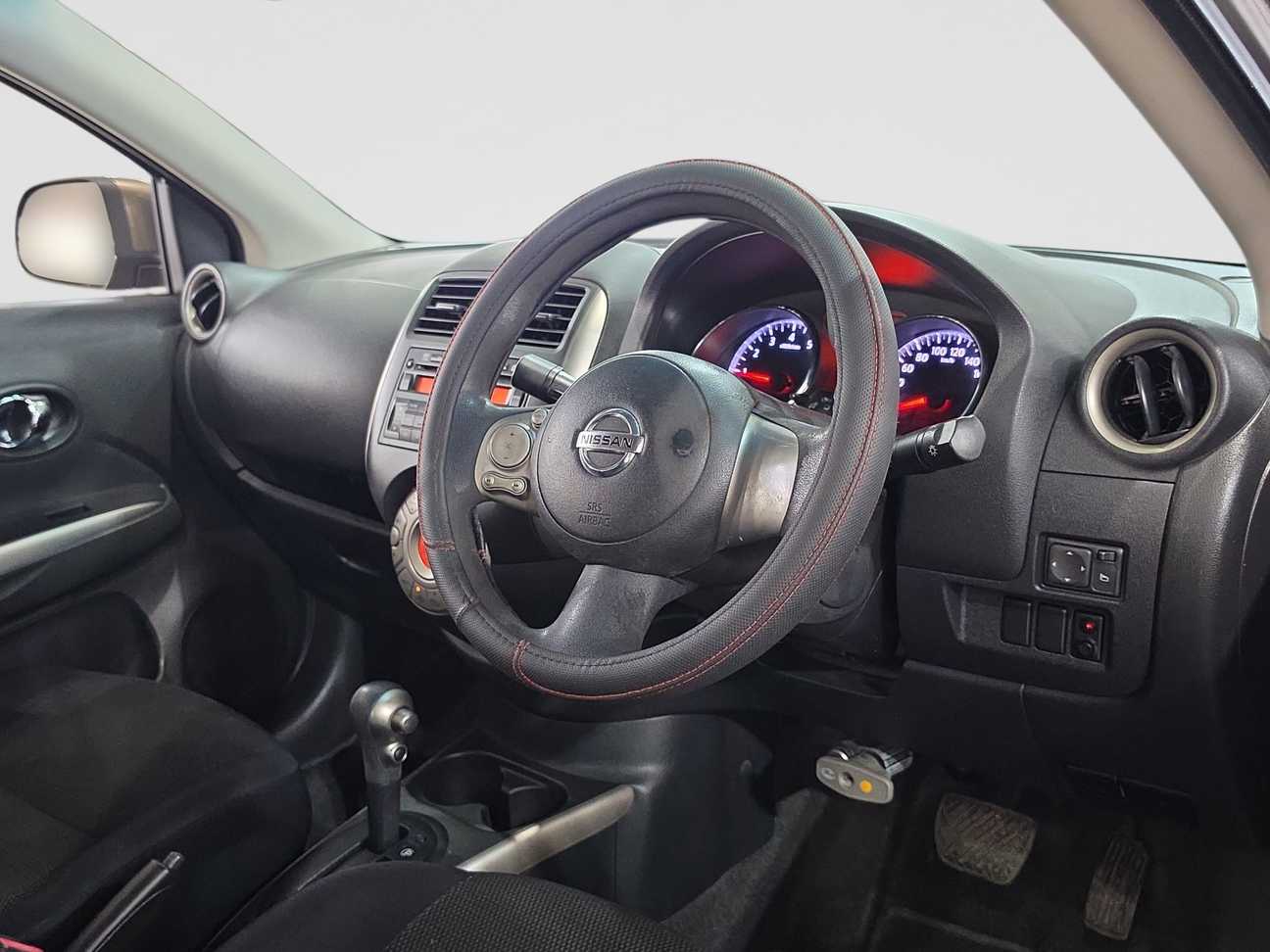 used 2013 Nissan Almera VL 1.5
