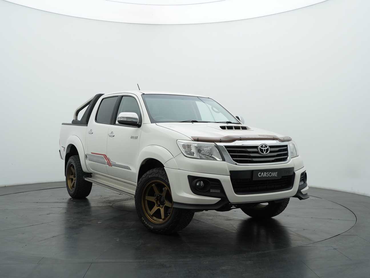 terpakai 2015 Toyota Hilux G TRD Sportivo VNT Dual Cab 2.5