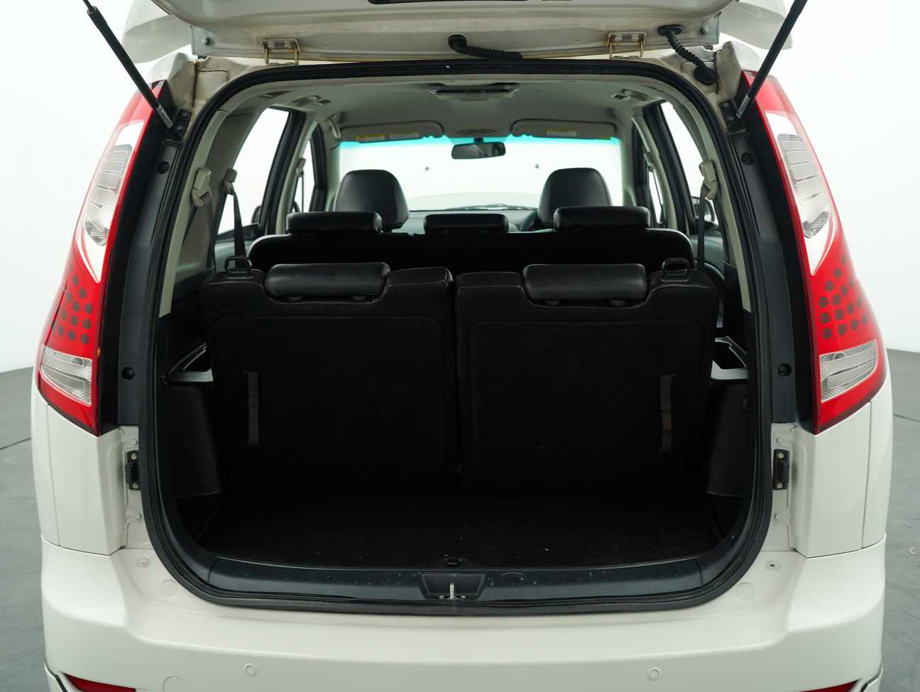 used 2011 Proton Exora CPS H-Line 1.6