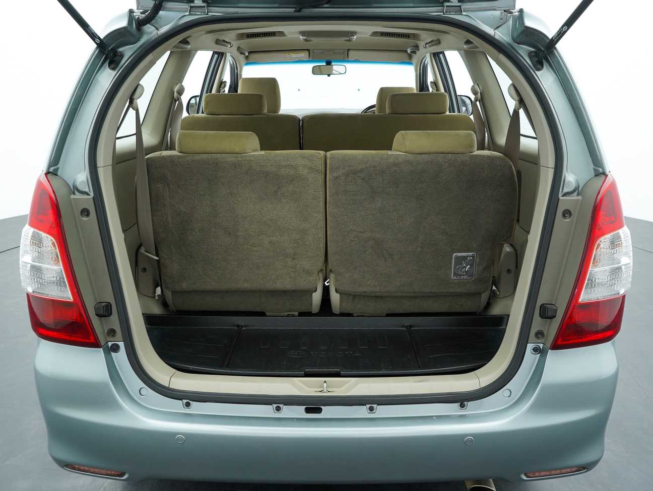 used 2016 Toyota Innova G 2.0