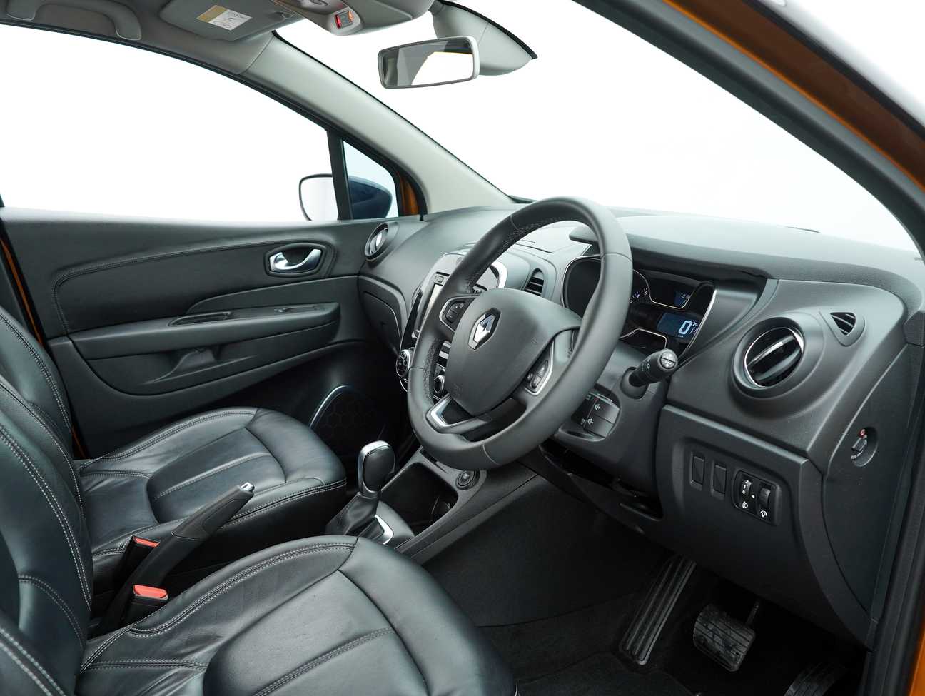 terpakai 2018 Renault Captur  1.2