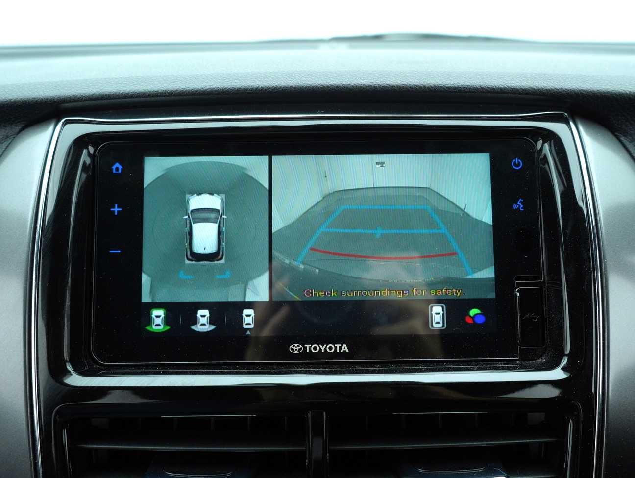 used 2022 Toyota Yaris E 1.5