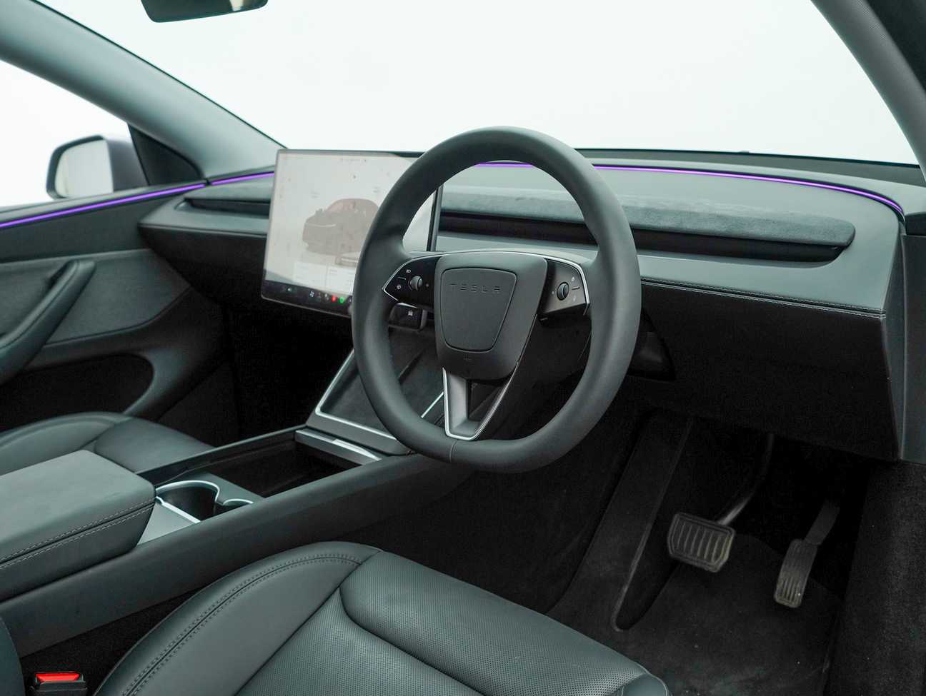 used 2025 Tesla Model Y Standard Range 