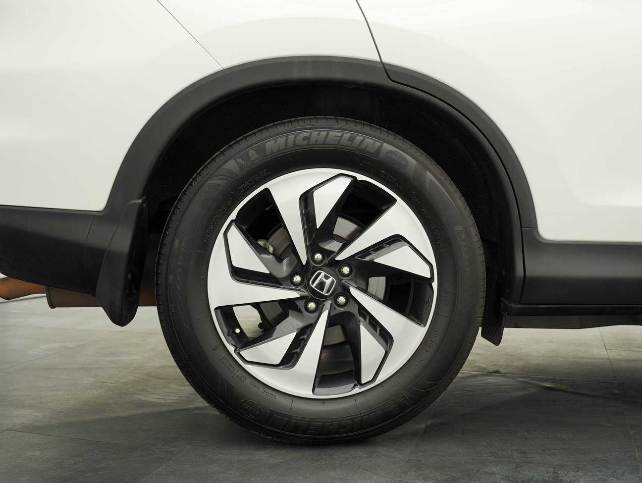 used 2015 Honda CR-V  2.4