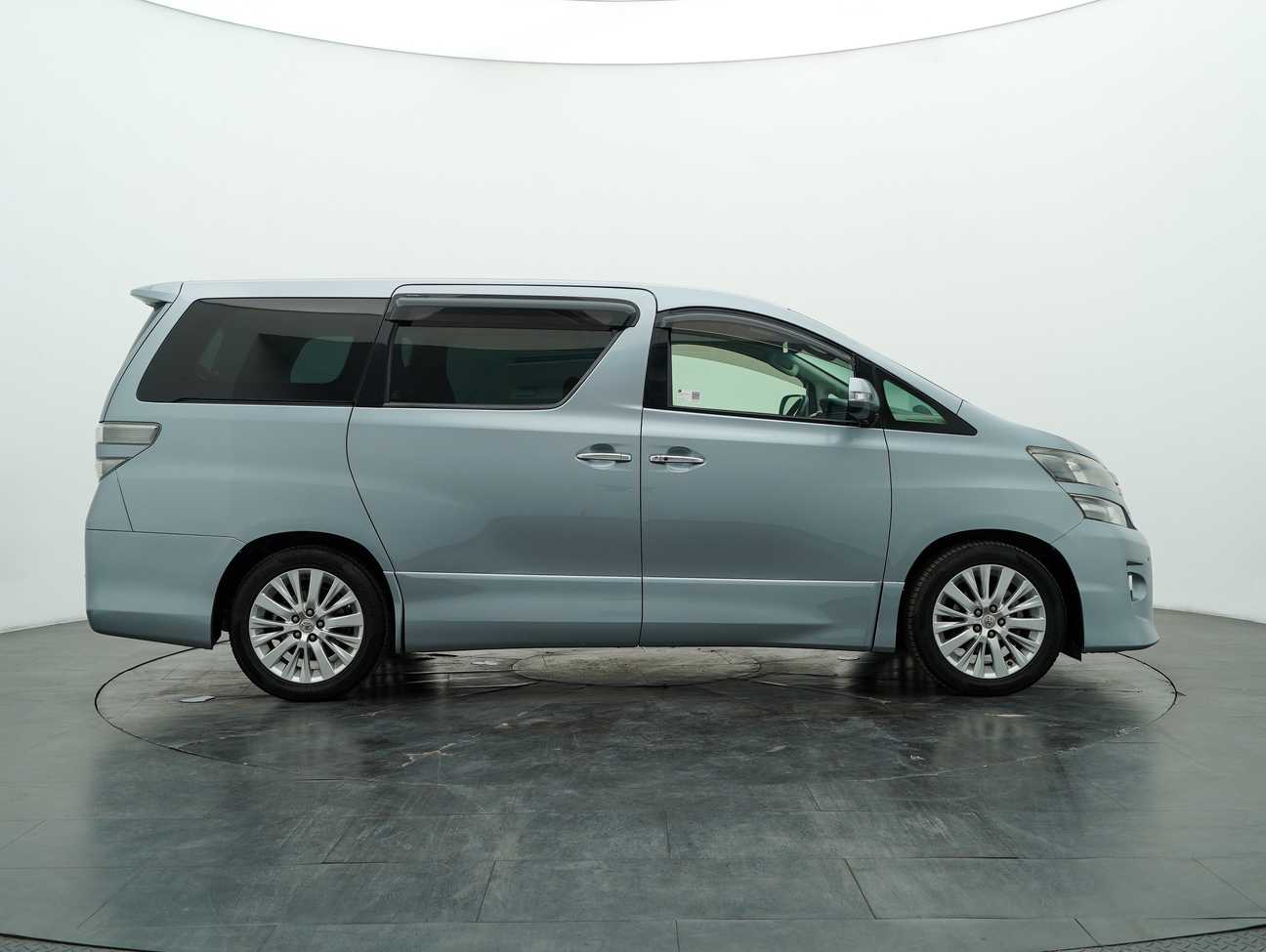 used 2012 Toyota Vellfire ZG 2.4