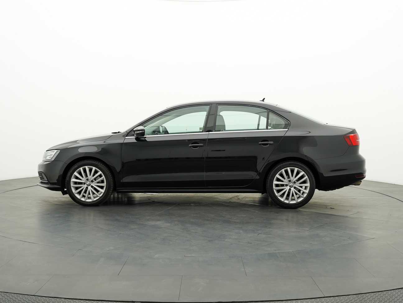 used 2017 Volkswagen Jetta TSI Highline 1.4