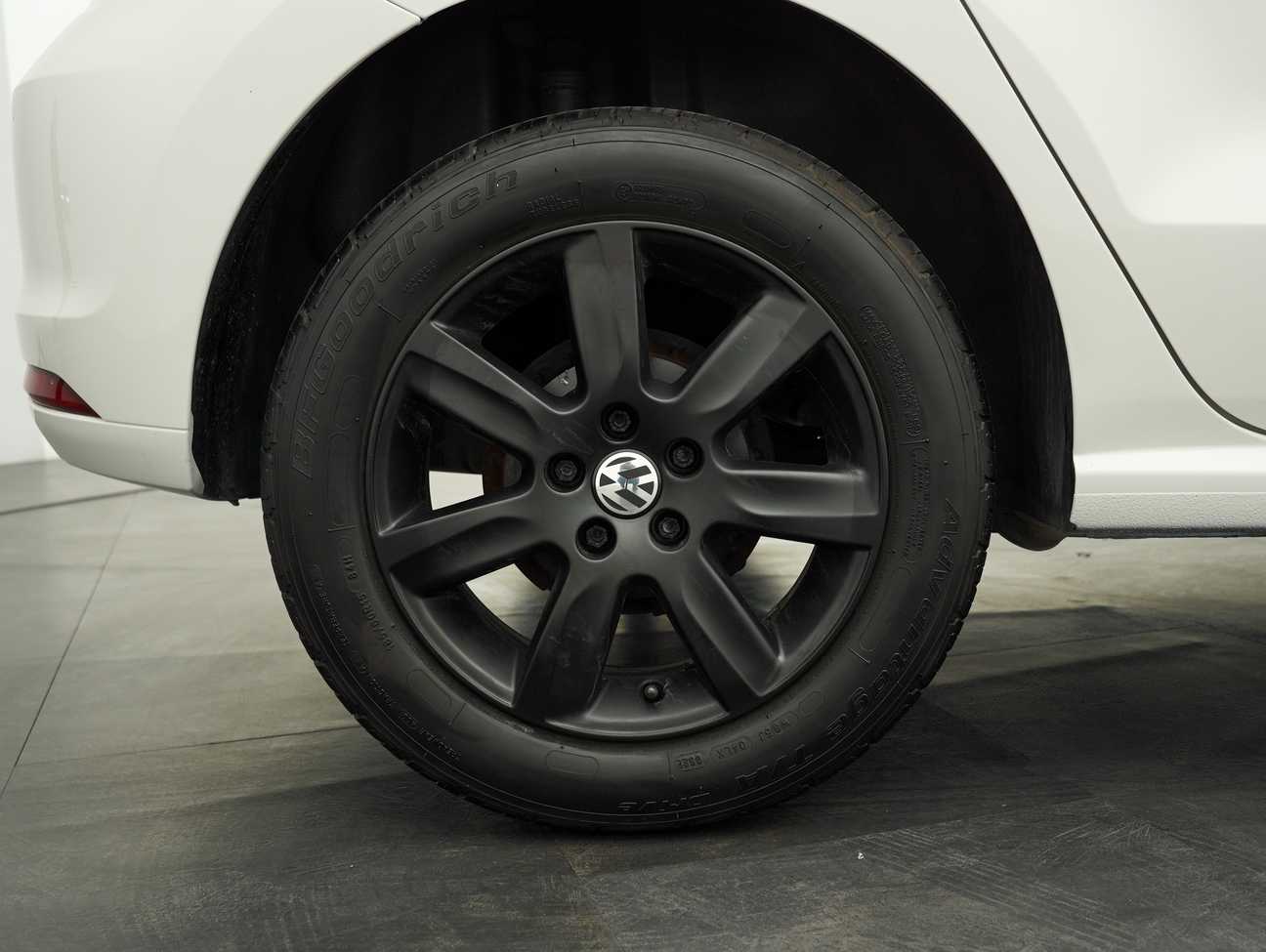 terpakai 2017 Volkswagen Polo  1.6