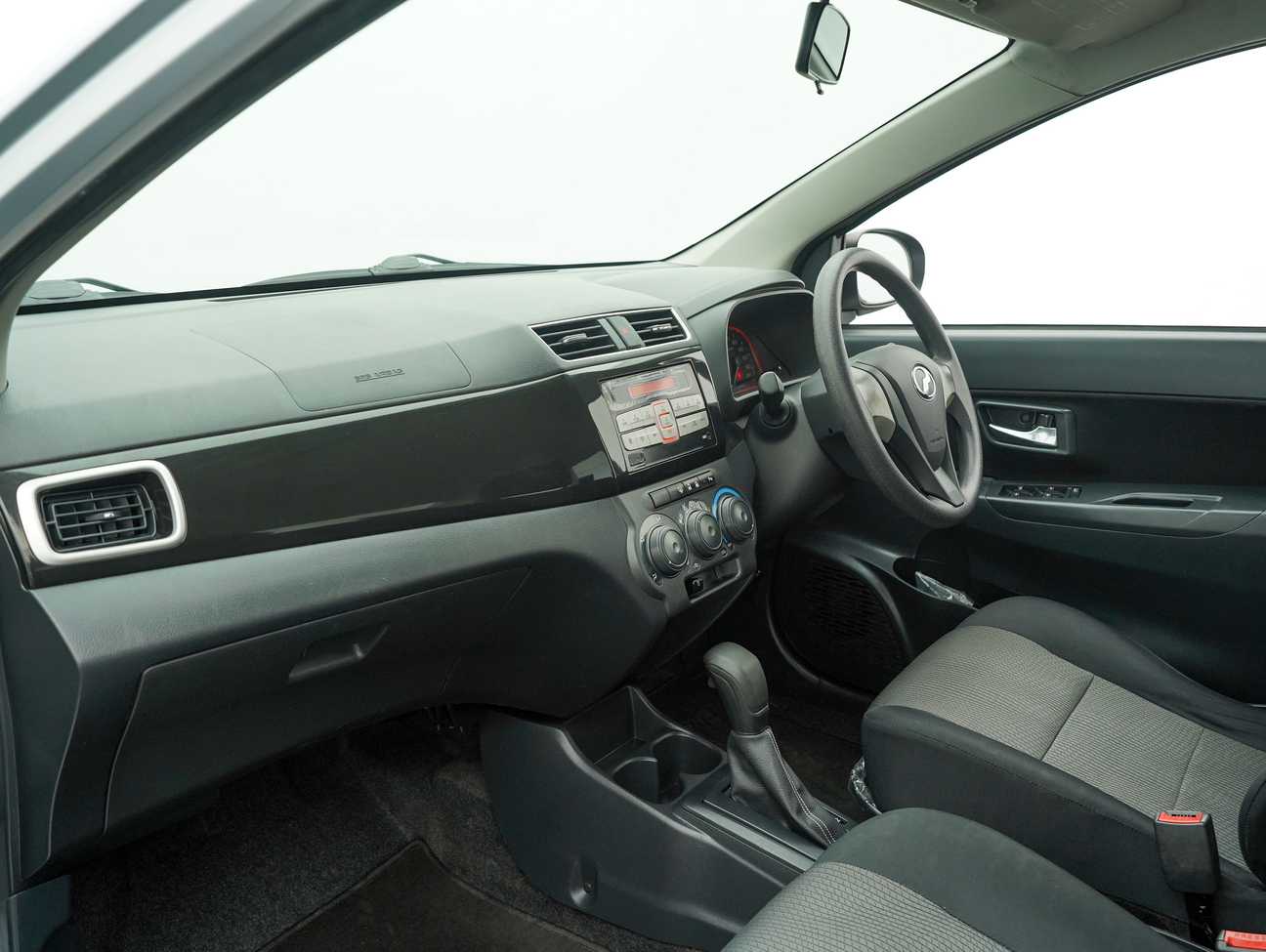 terpakai 2016 Perodua Bezza X Premium 1.3