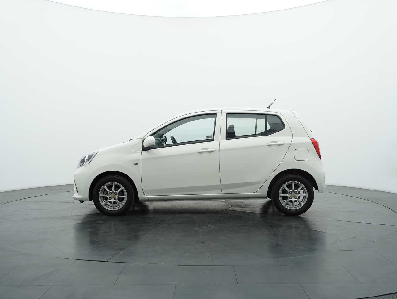 terpakai 2017 Perodua AXIA G 1.0