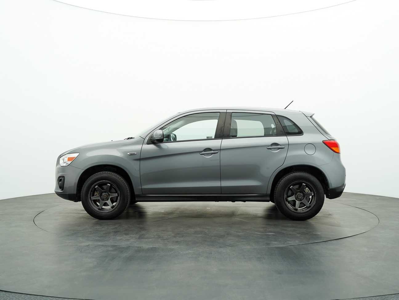 terpakai 2015 Mitsubishi ASX  2.0