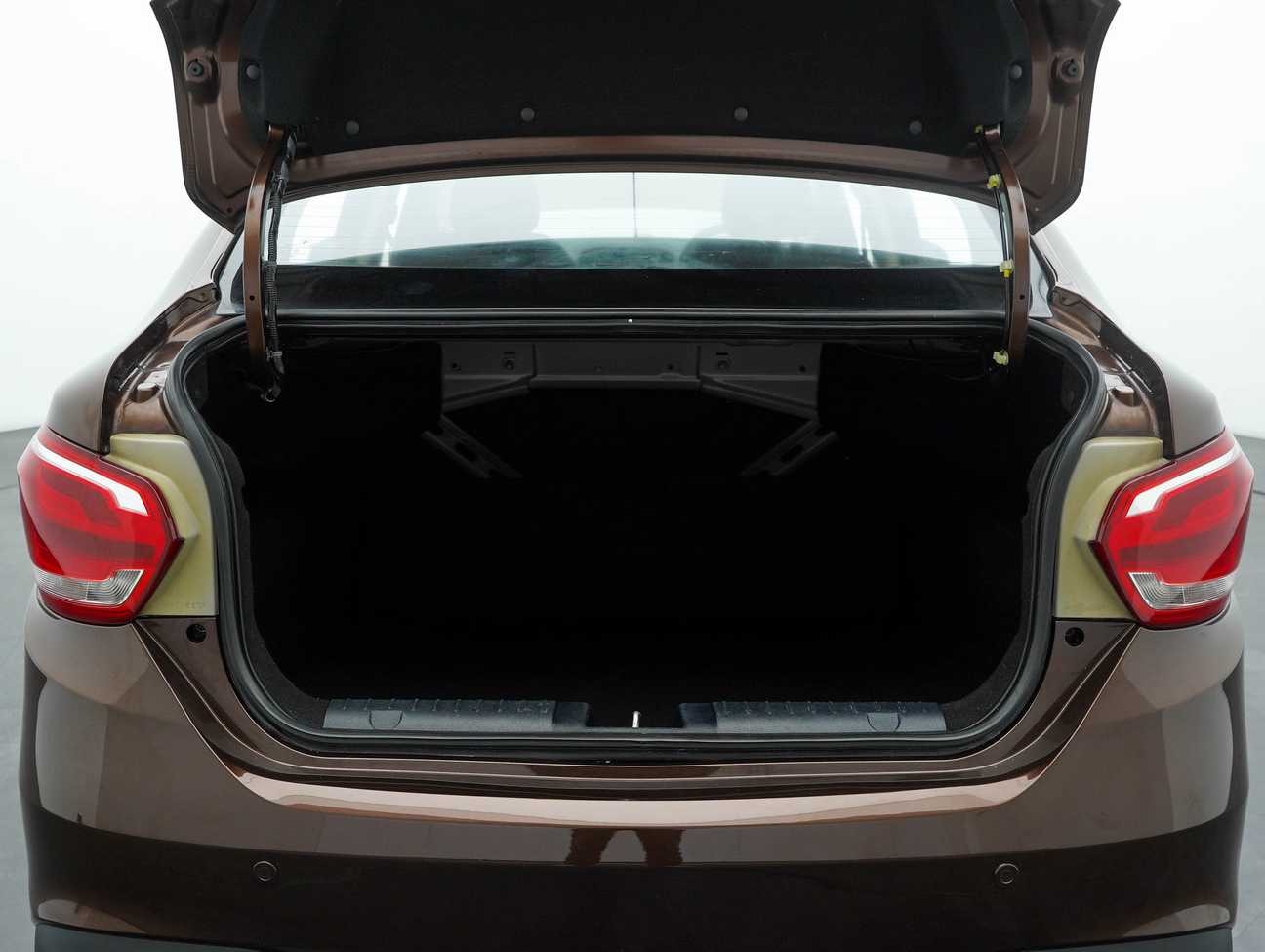 used 2017 Proton Persona Standard 1.6