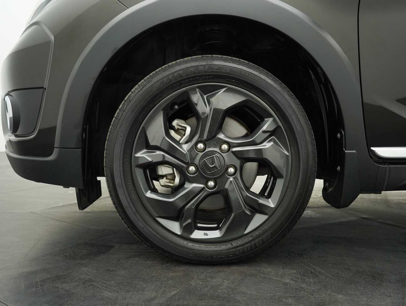 used 2017 Honda BR-V V 1.5