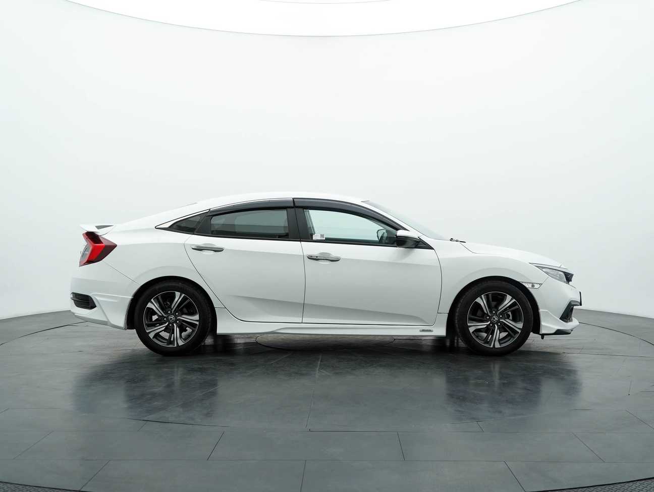 terpakai 2021 Honda Civic TC VTEC 1.5