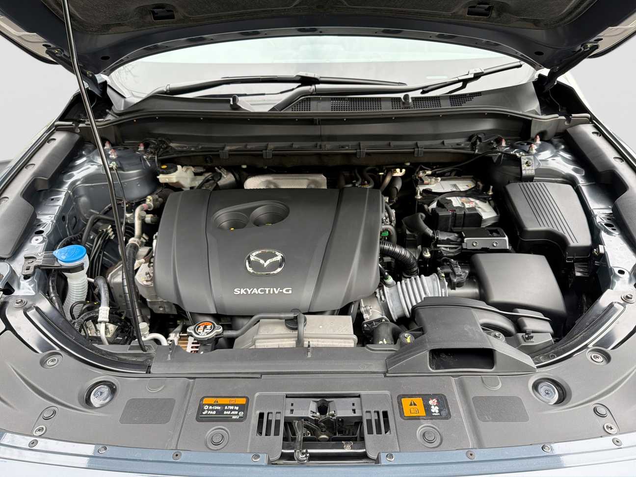 terpakai 2024 Mazda CX-8 SKYACTIV-G Mid 2.5