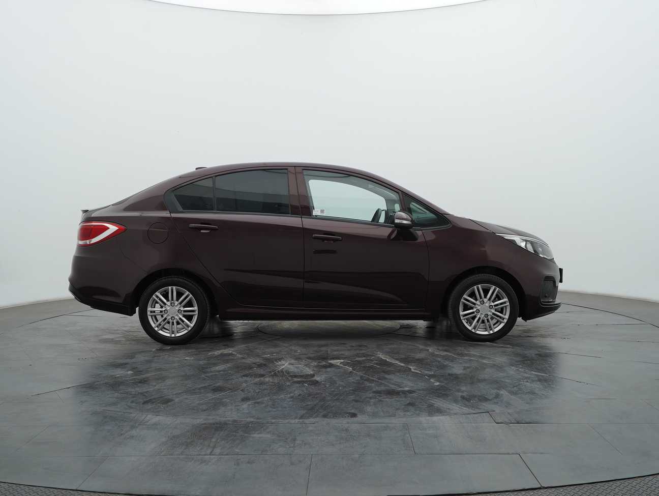 used 2020 Proton Persona Standard 1.6