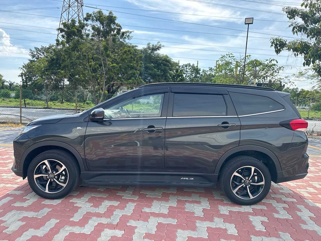 terpakai 2023 Perodua Aruz AV 1.5