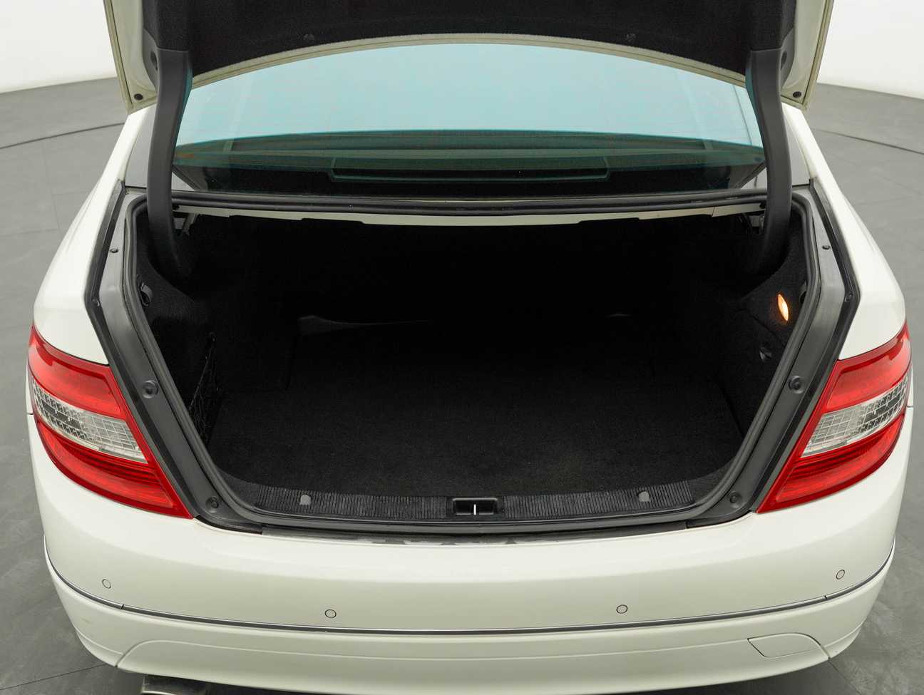 used 2011 Mercedes-Benz C250 Avantgarde CGI 1.8