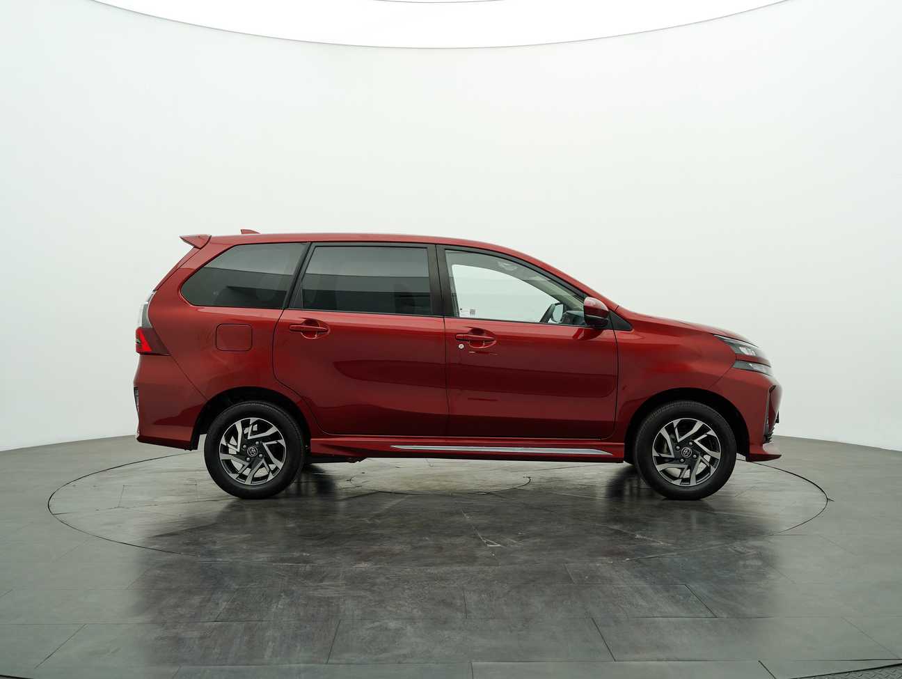 terpakai 2021 Toyota Avanza S+ 1.5