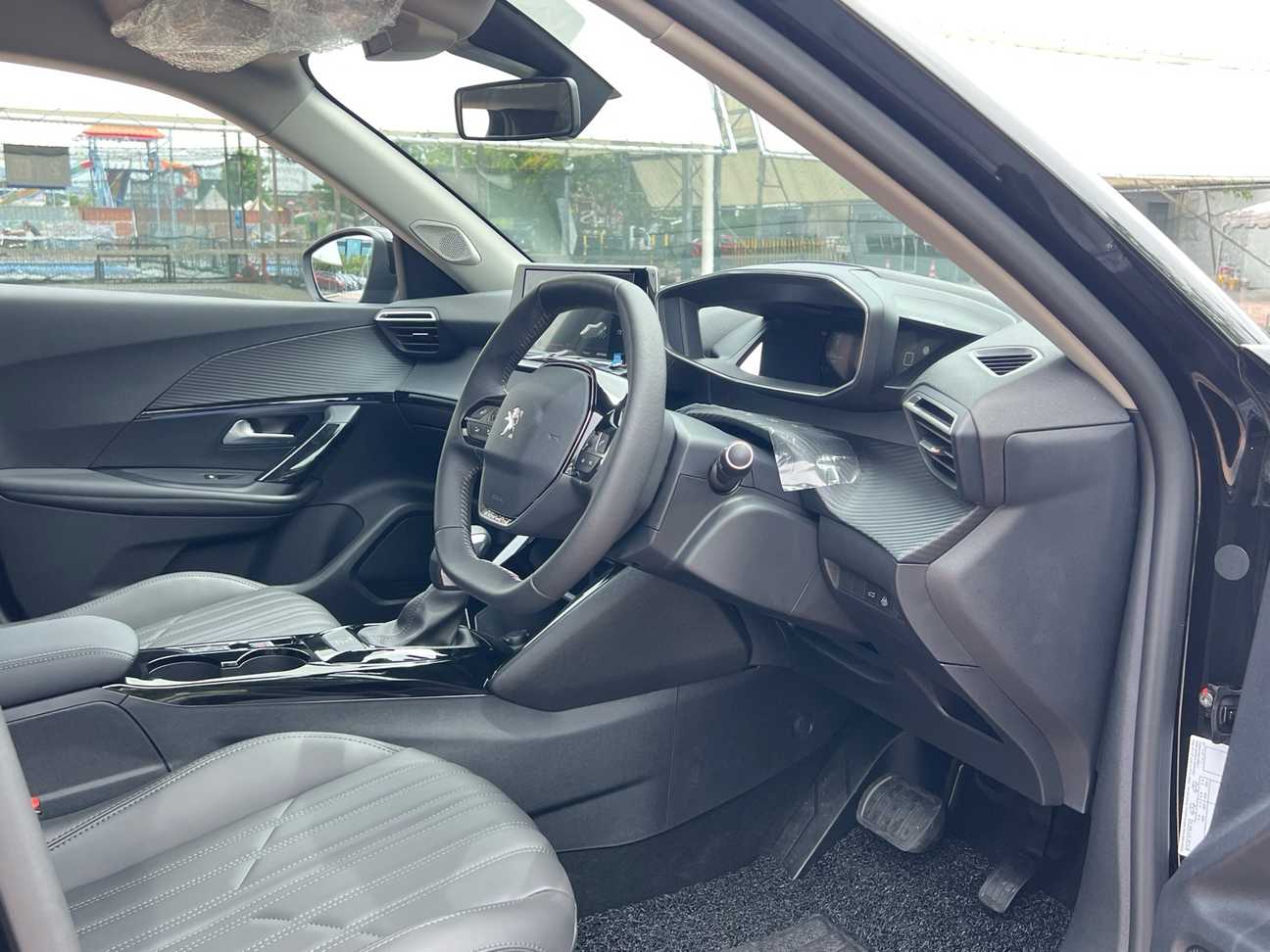 used 2025 Peugeot 2008 Allure 1.2