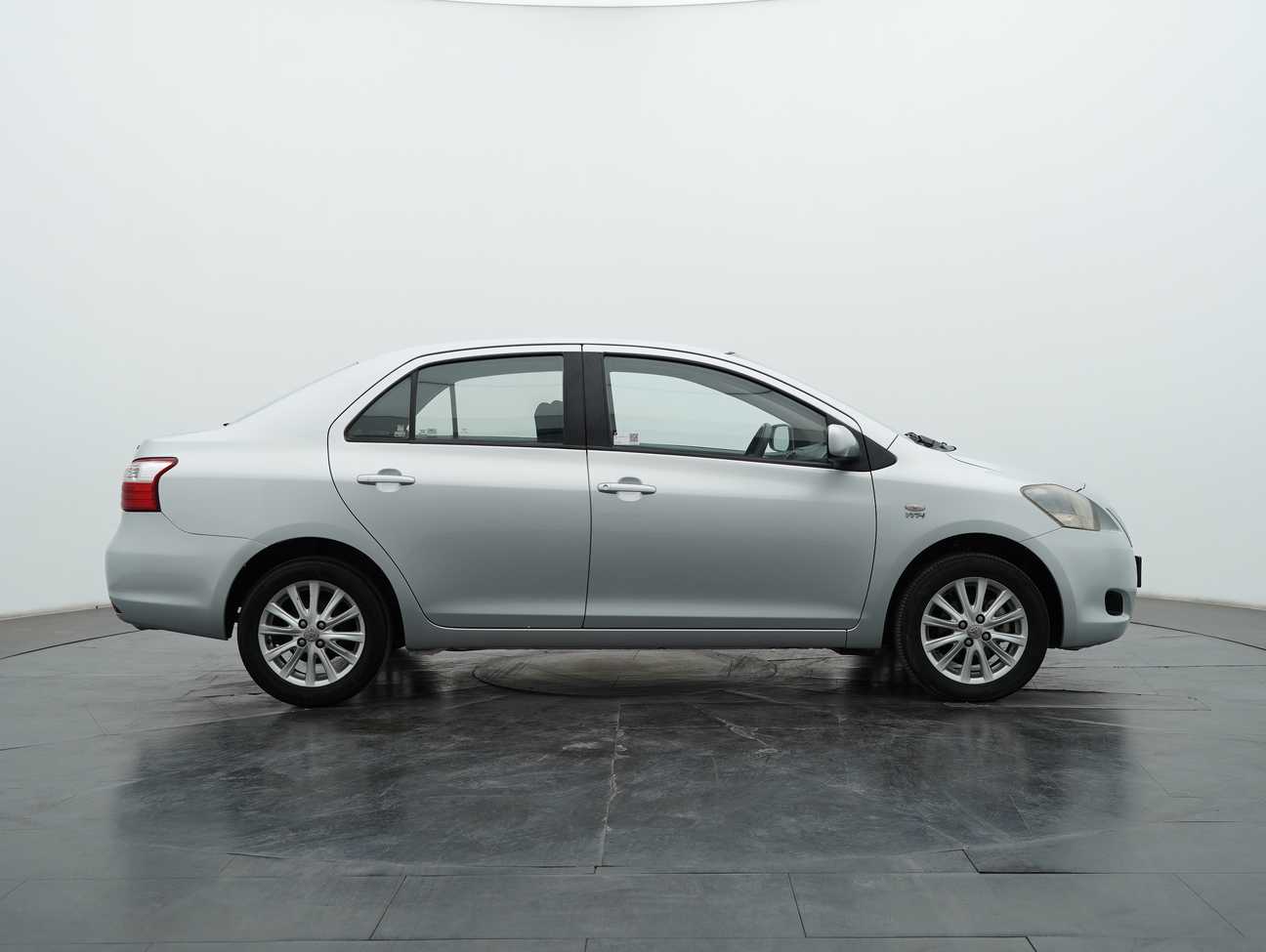 terpakai 2012 Toyota Vios J 1.5