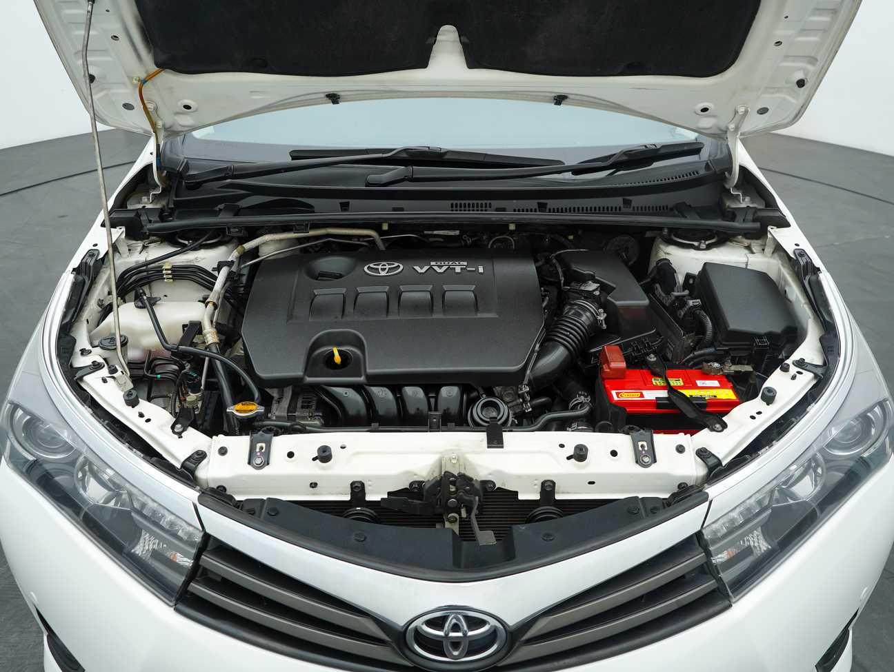 used 2014 Toyota Corolla Altis V 2.0