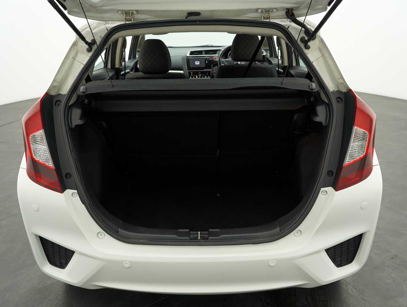 used 2016 Honda Jazz V 1.5