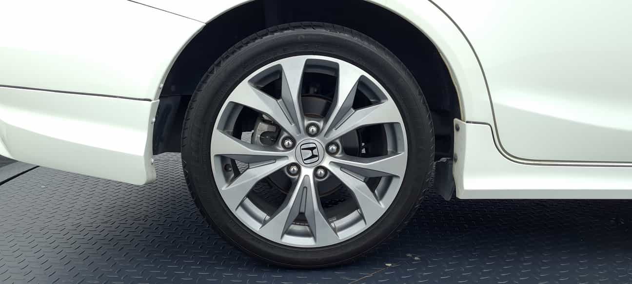 used 2015 Honda CIVIC I-VTEC 2.0