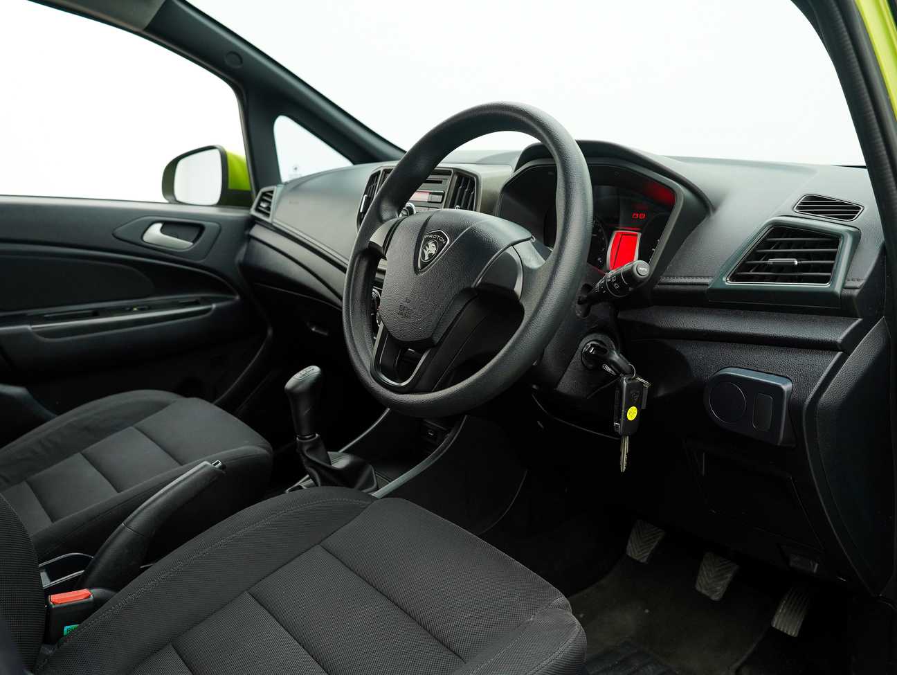 terpakai 2014 Proton Iriz Standard 1.3