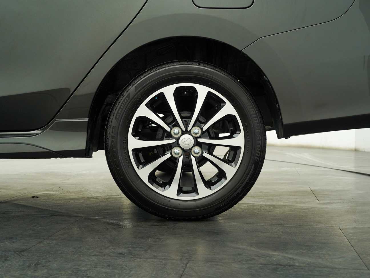 terpakai 2023 Perodua Bezza Advance 1.3