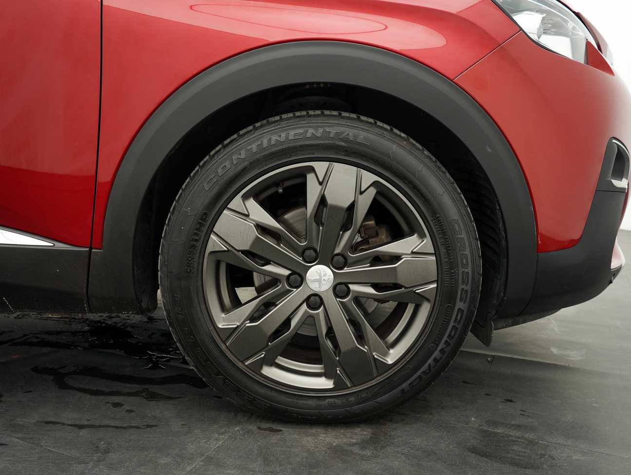 terpakai 2018 Peugeot 3008 THP Allure 1.6