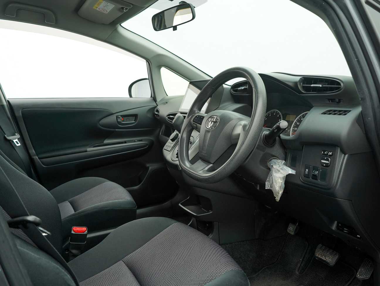 used 2016 Toyota Wish X 1.8