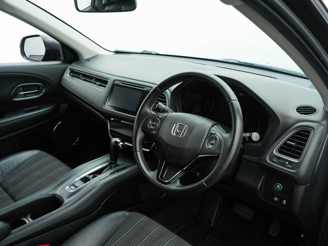 terpakai 2016 Honda HR-V V 1.8