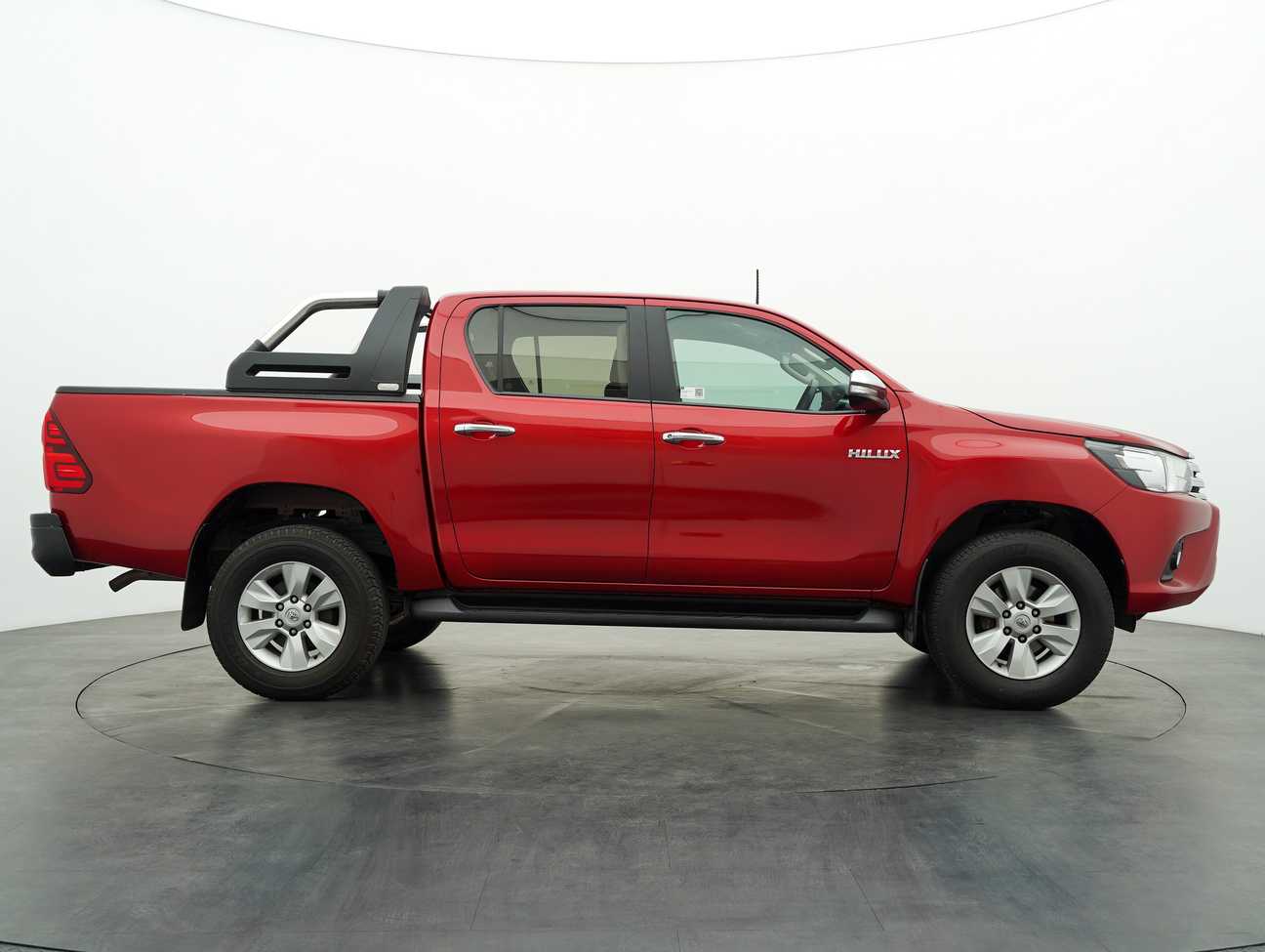 used 2016 Toyota Hilux G Dual Cab 2.4