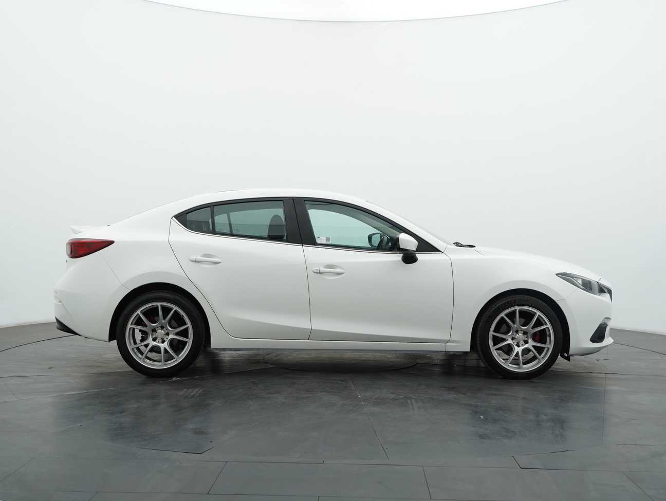 used 2015 Mazda 3 SKYACTIV-G GL 2.0