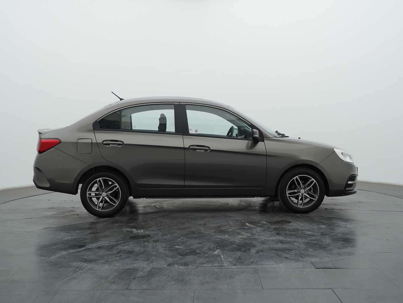 terpakai 2020 Proton Saga Premium 1.3
