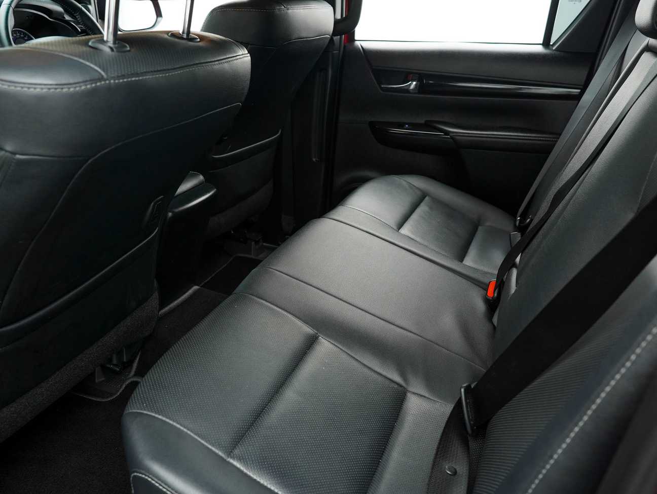 used 2019 Toyota HILUX DOUBLE CAB LE 4X4 2.4