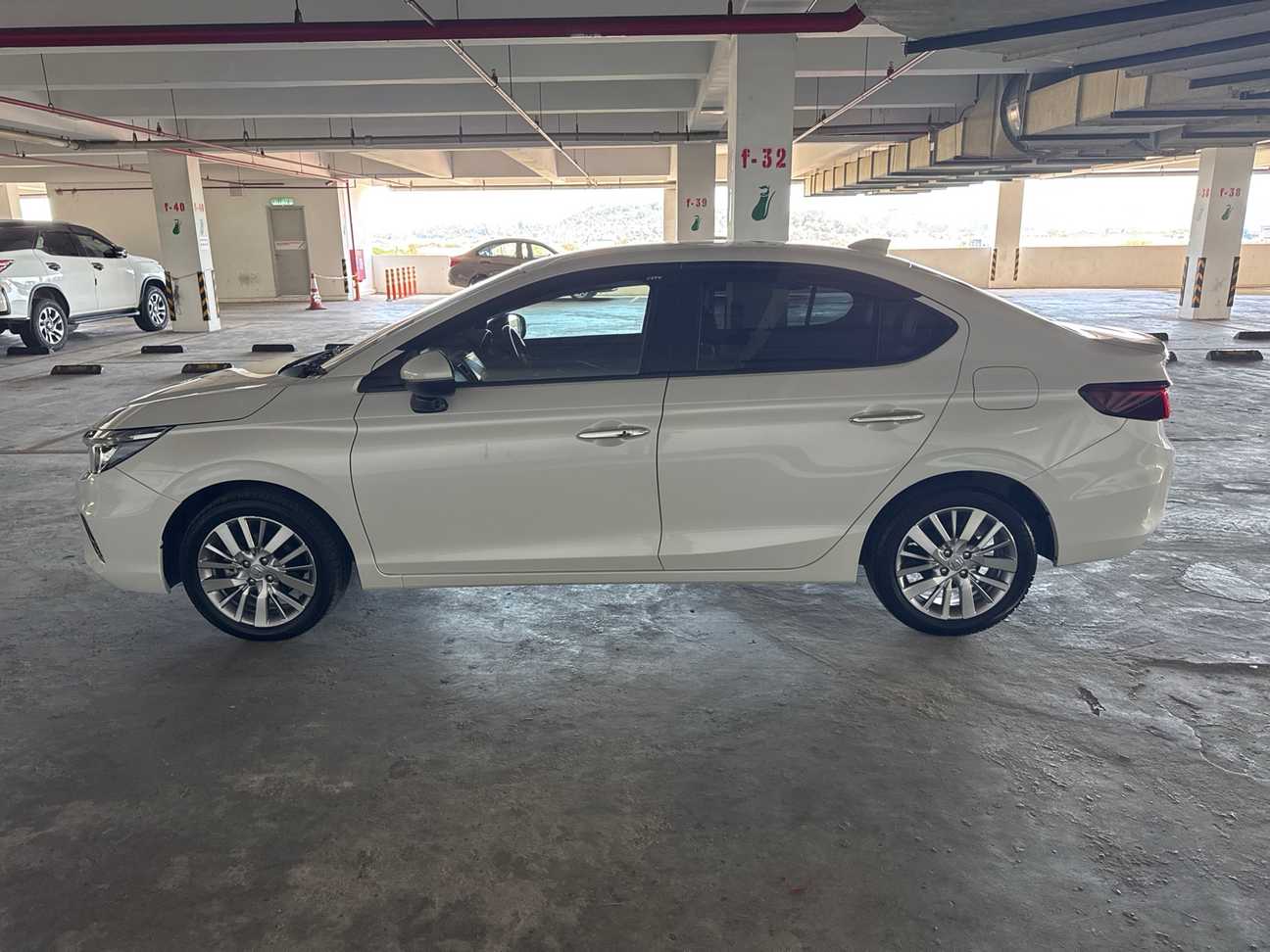 used 2023 Honda City V Sensing 1.5