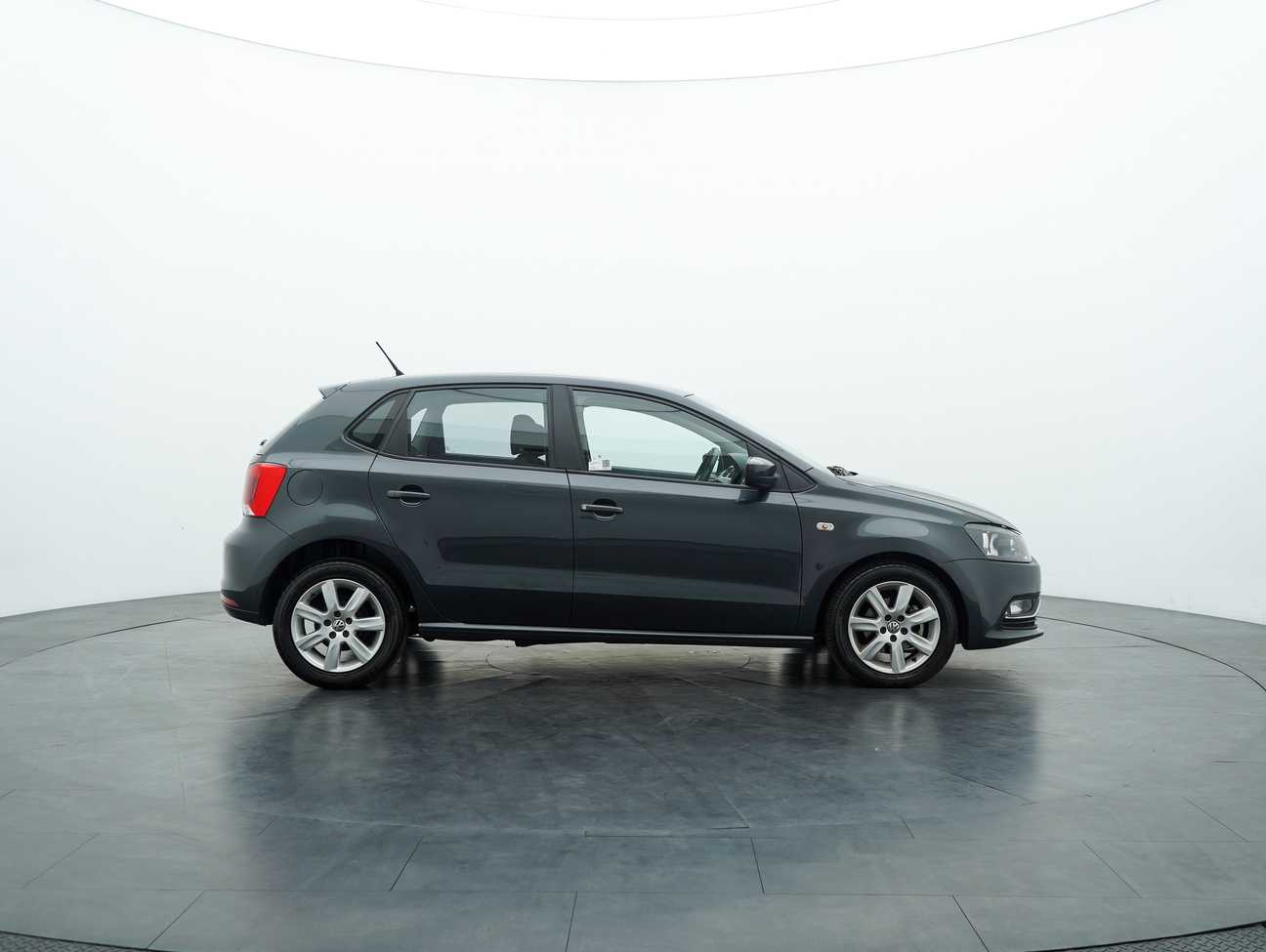terpakai 2017 Volkswagen Polo  1.6
